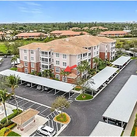 3Bedroom, 2 Bathroom Condo In Gated Community